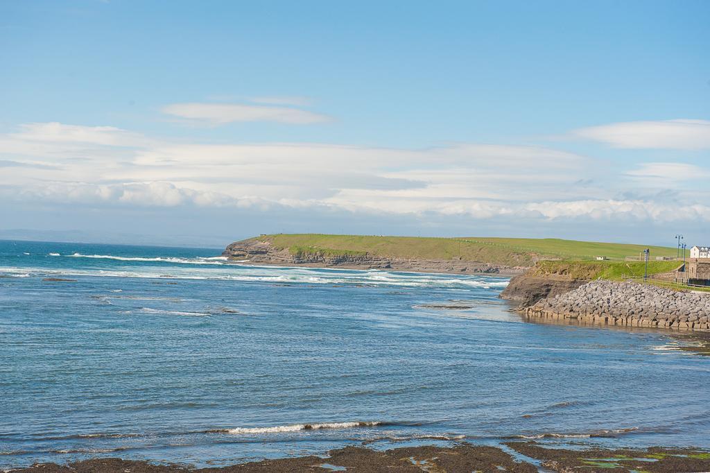 Allingham Arms Hotel Bundoran Room photo